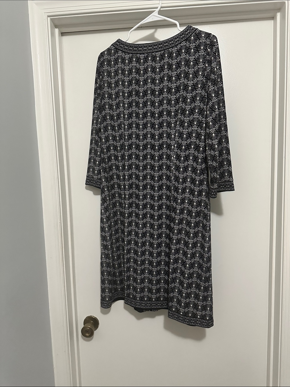 Black and White Printed Midi Dress with Three-Quarter Sleeves
